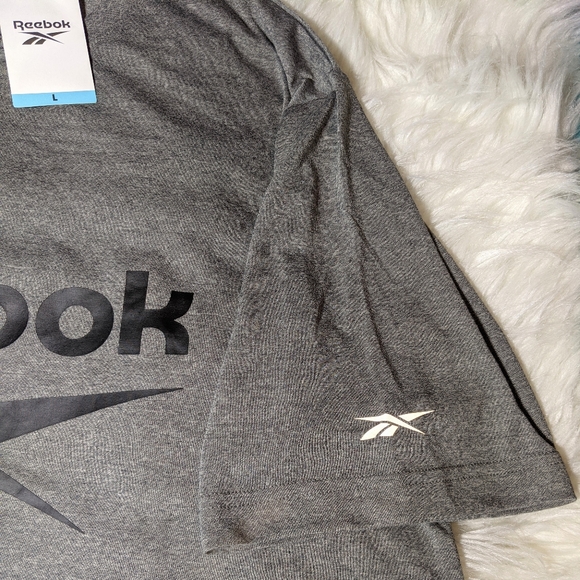 NWT Reebok Men's Active T-Shirt Size L - Picture 6 of 10